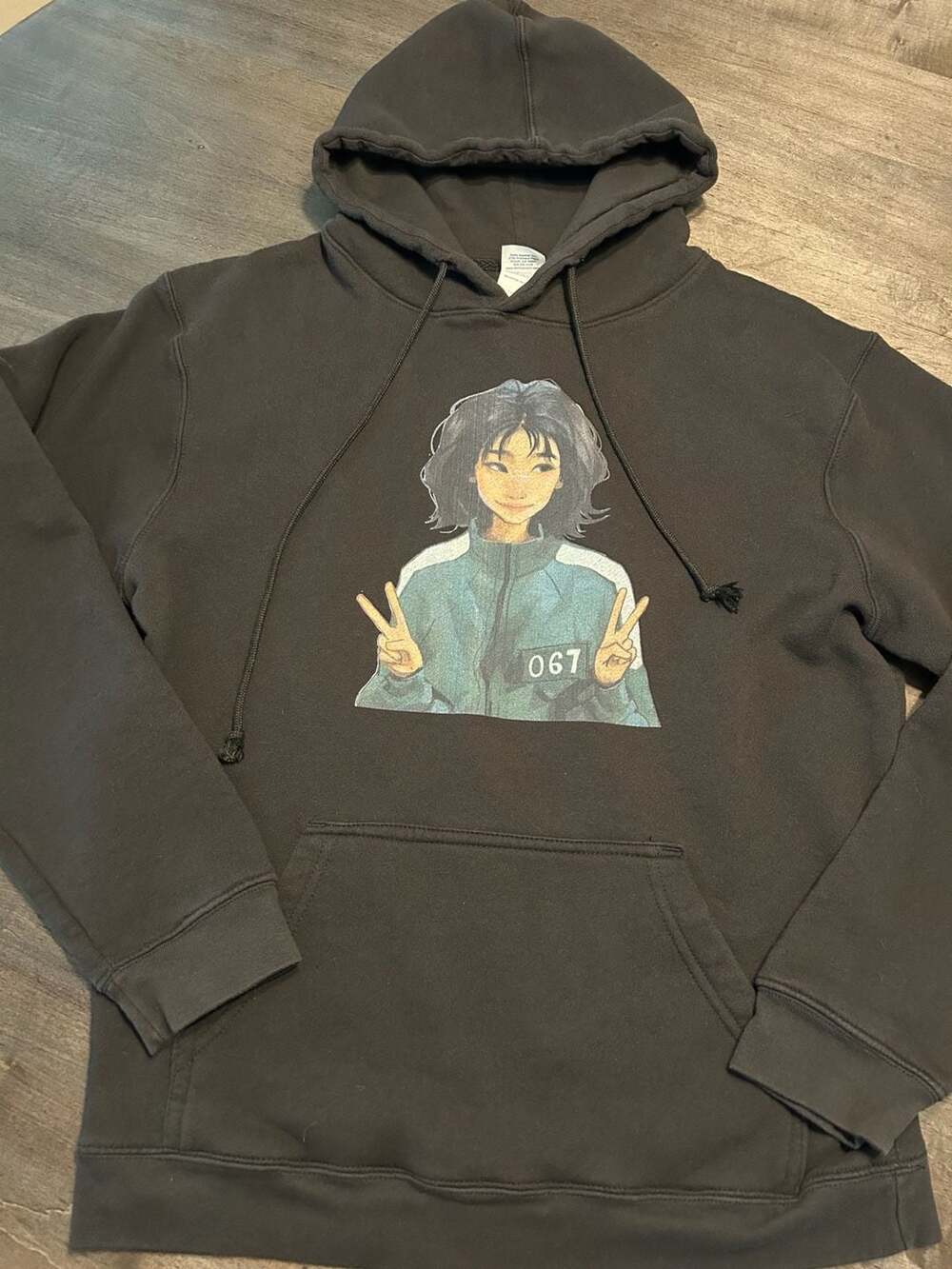 Squid Game Kang Sae-byeok Player 067 Illustration Hoodie Sz L